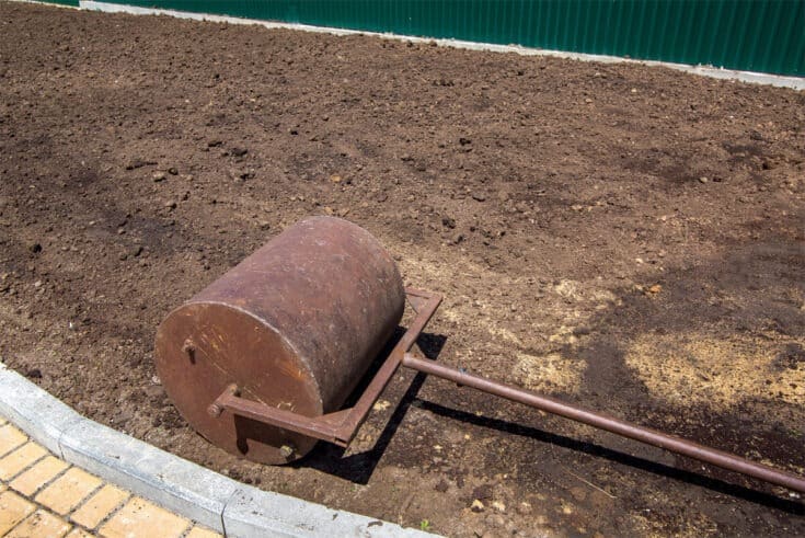 Gartenboden walzen